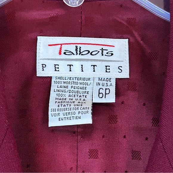 Talbots Burgundy Long Sleeve Wool Double Breasted Gold Button Blazer Women 6P - Picture 5 of 10